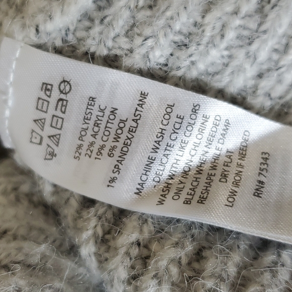 William Rast Grey Turtle Neck Ribbed Sweater Size Small Neutral - Picture 8 of 8